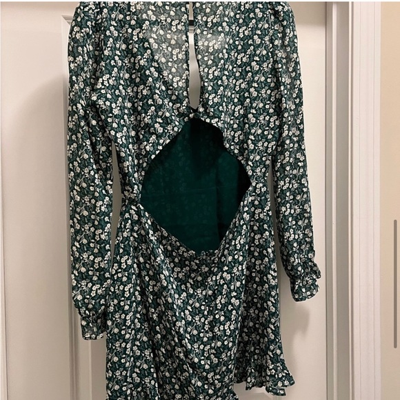 Reformation Eleanor Green Dress - Picture 7 of 10